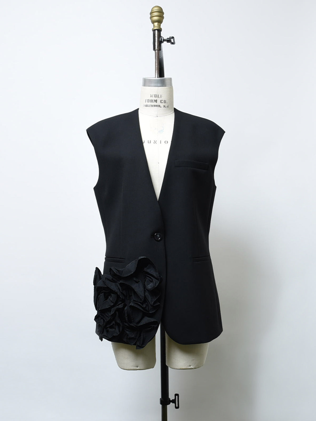 Gathered motif gilet jacket