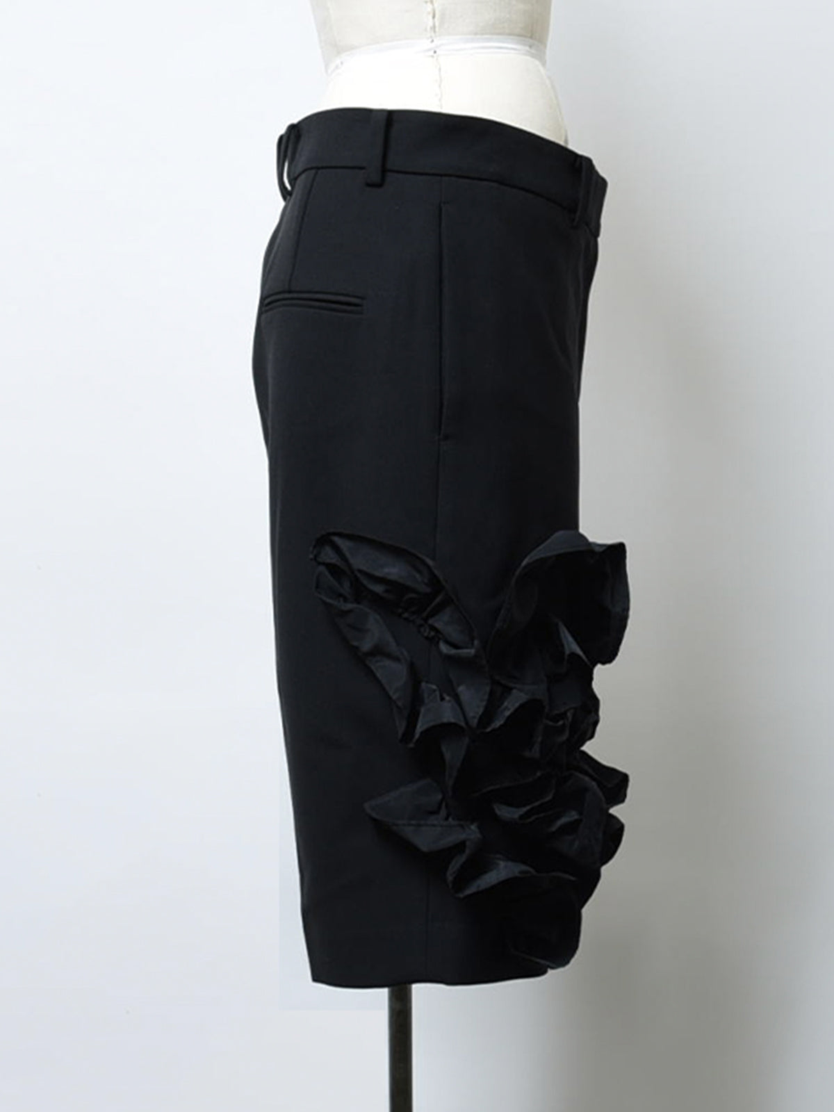 Gathered motif trousers