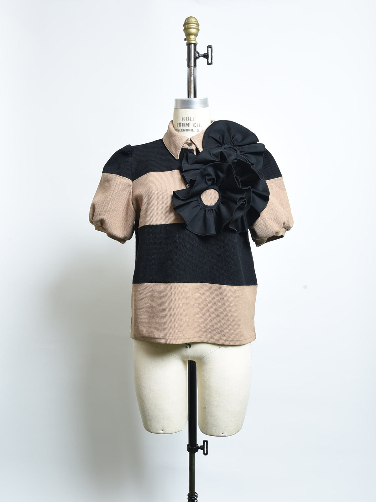 フラワーコサージュ ボーダーポロシャツ