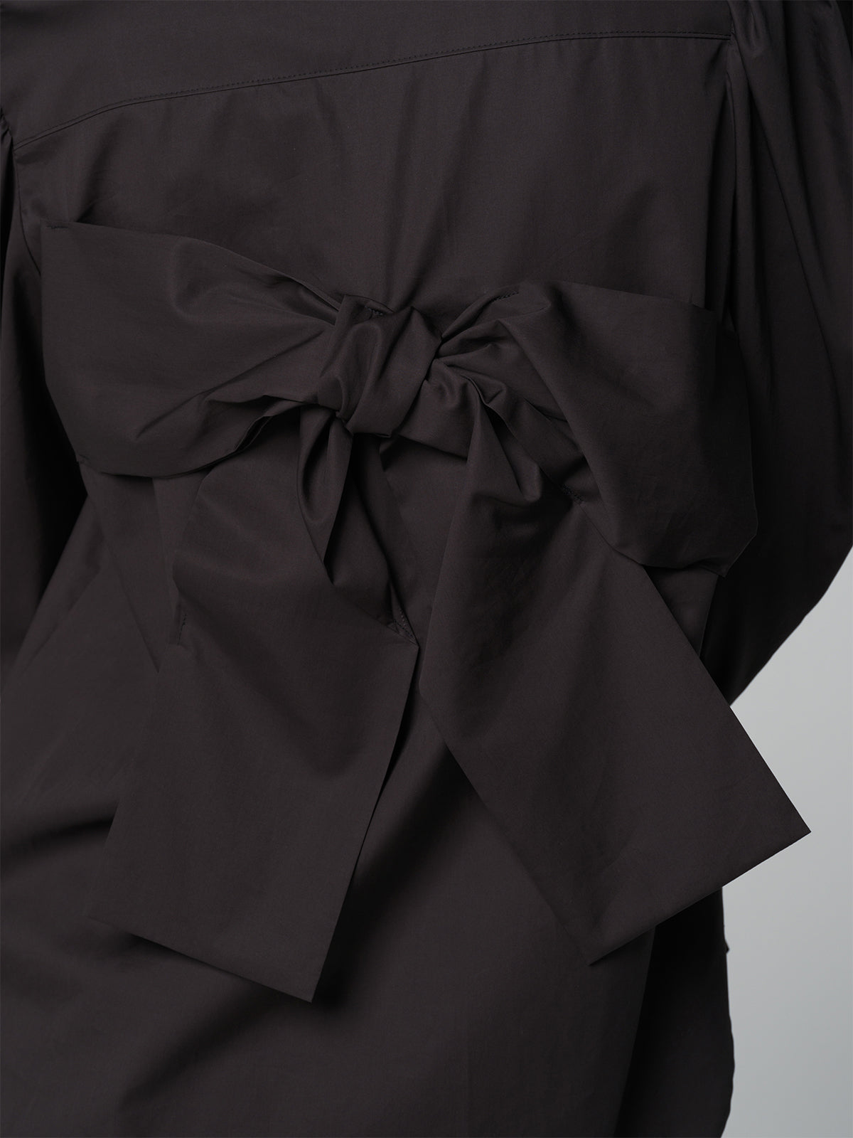 バックリボン ドレスシャツ